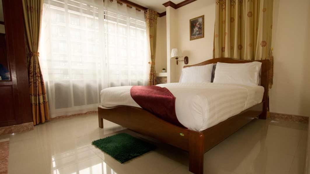 Bluebird Inn Pattaya Dış mekan fotoğraf