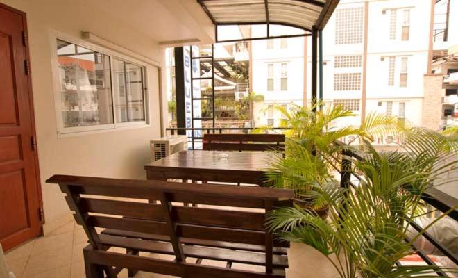 Bluebird Inn Pattaya Dış mekan fotoğraf