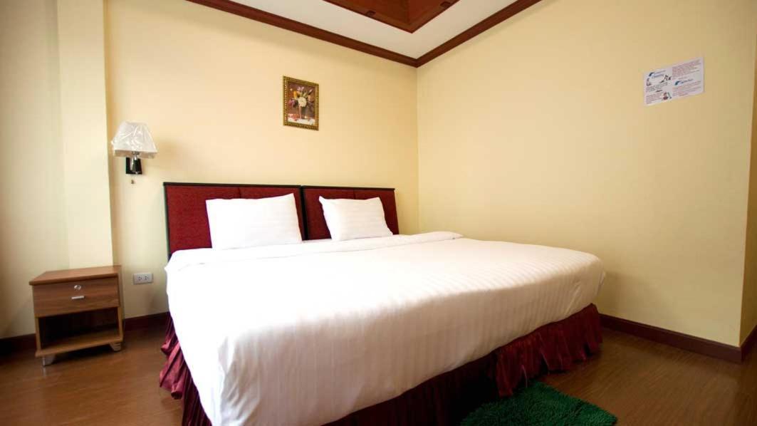 Bluebird Inn Pattaya Dış mekan fotoğraf